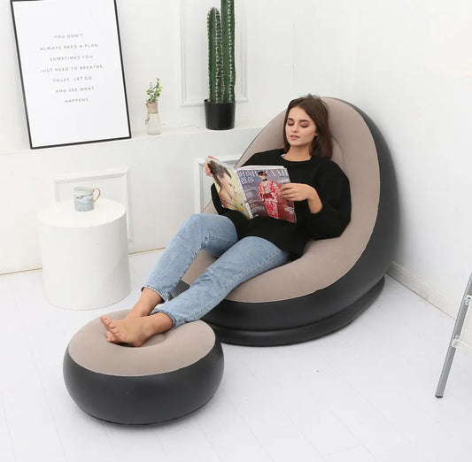 CloudRest: Sofá Inflable Portátil con Puf